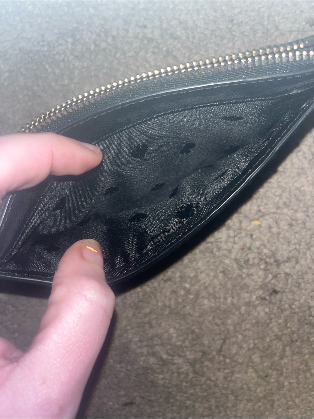 LIKE NEW Kate Spade Black and Gold Zip Card Wallet - Picture 6 of 6